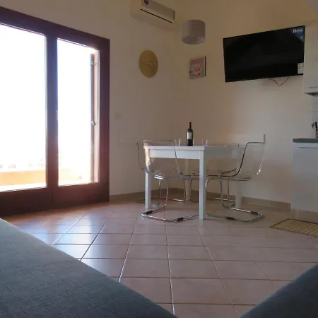 Magabu Apt 14
